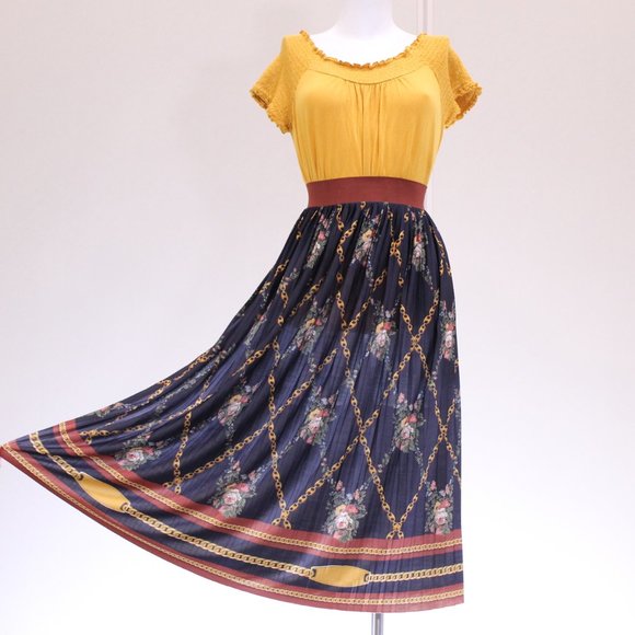 Zara Dresses & Skirts - Pleated Zara Skirt